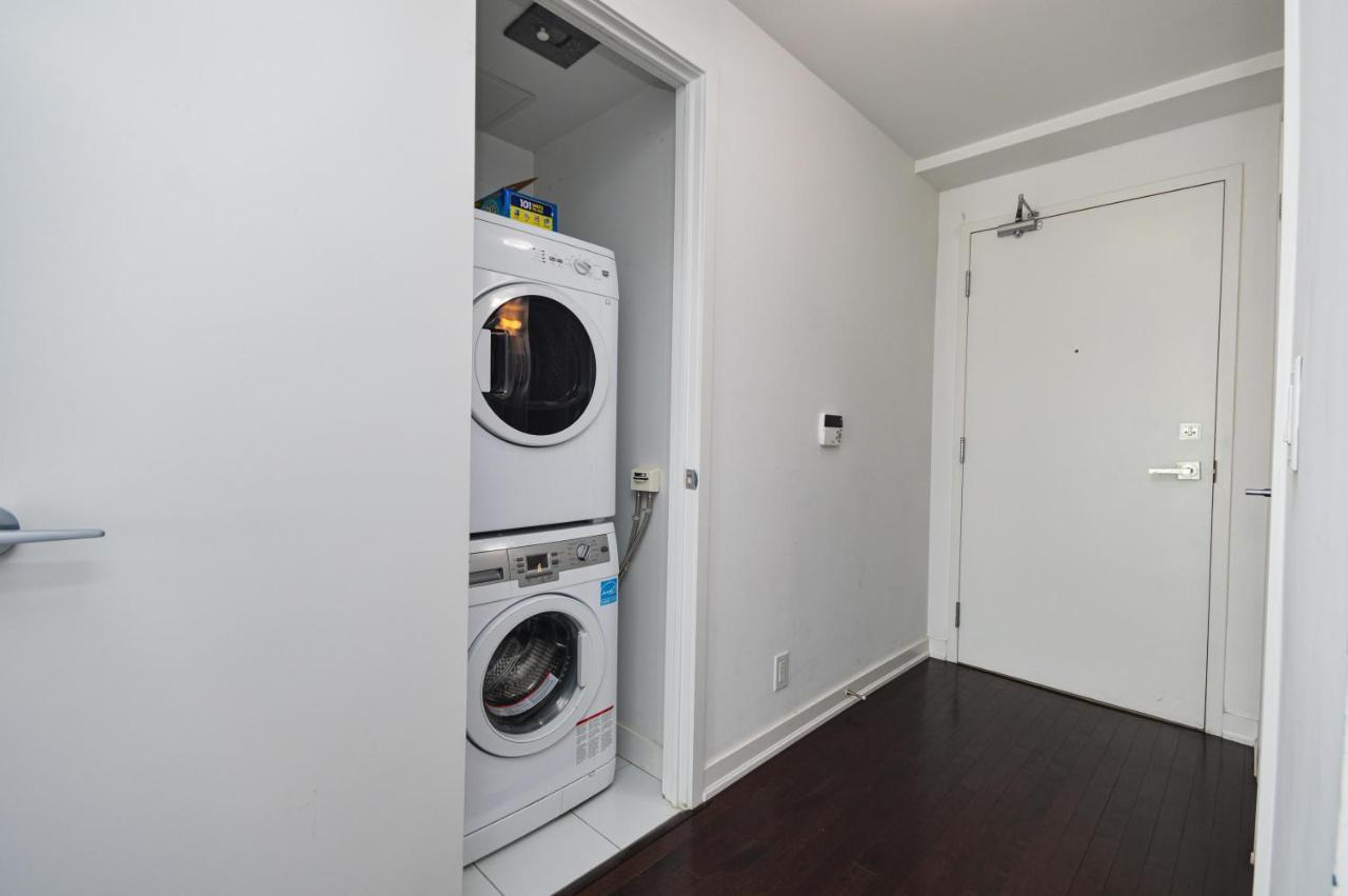 Downtown Toronto Condo Near Cn Tower, Mtcc, Rogers Center , Union Station Eksteriør bilde