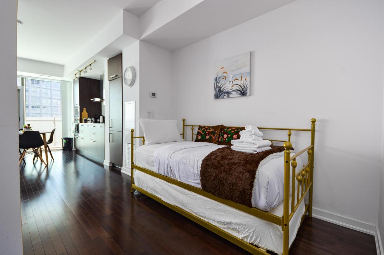 Downtown Toronto Condo Near Cn Tower, Mtcc, Rogers Center , Union Station Eksteriør bilde