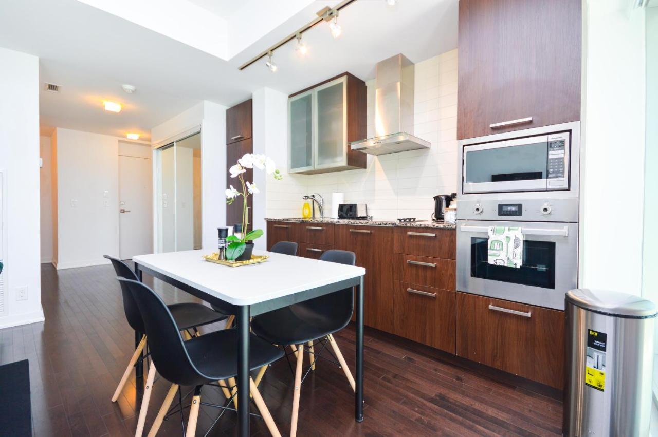 Downtown Toronto Condo Near Cn Tower, Mtcc, Rogers Center , Union Station Eksteriør bilde