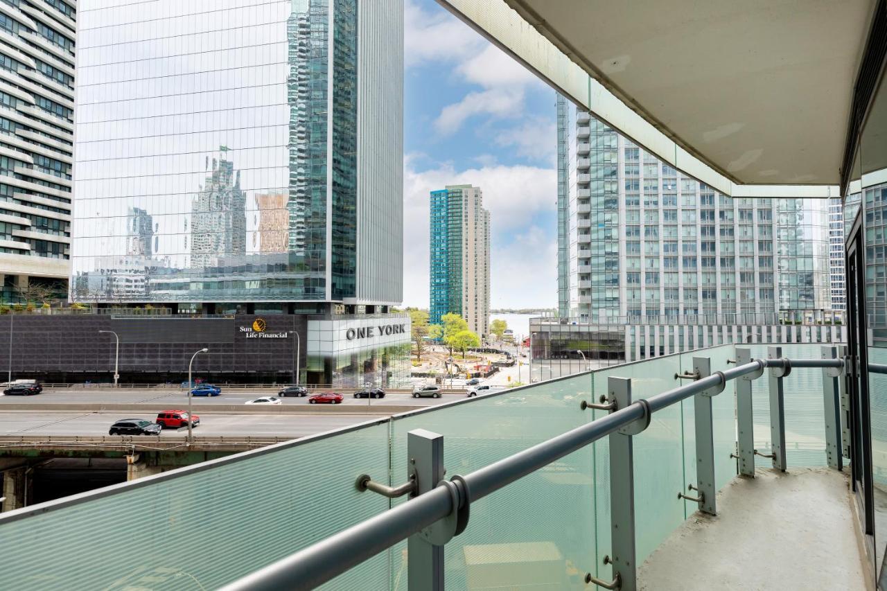 Downtown Toronto Condo Near Cn Tower, Mtcc, Rogers Center , Union Station Eksteriør bilde