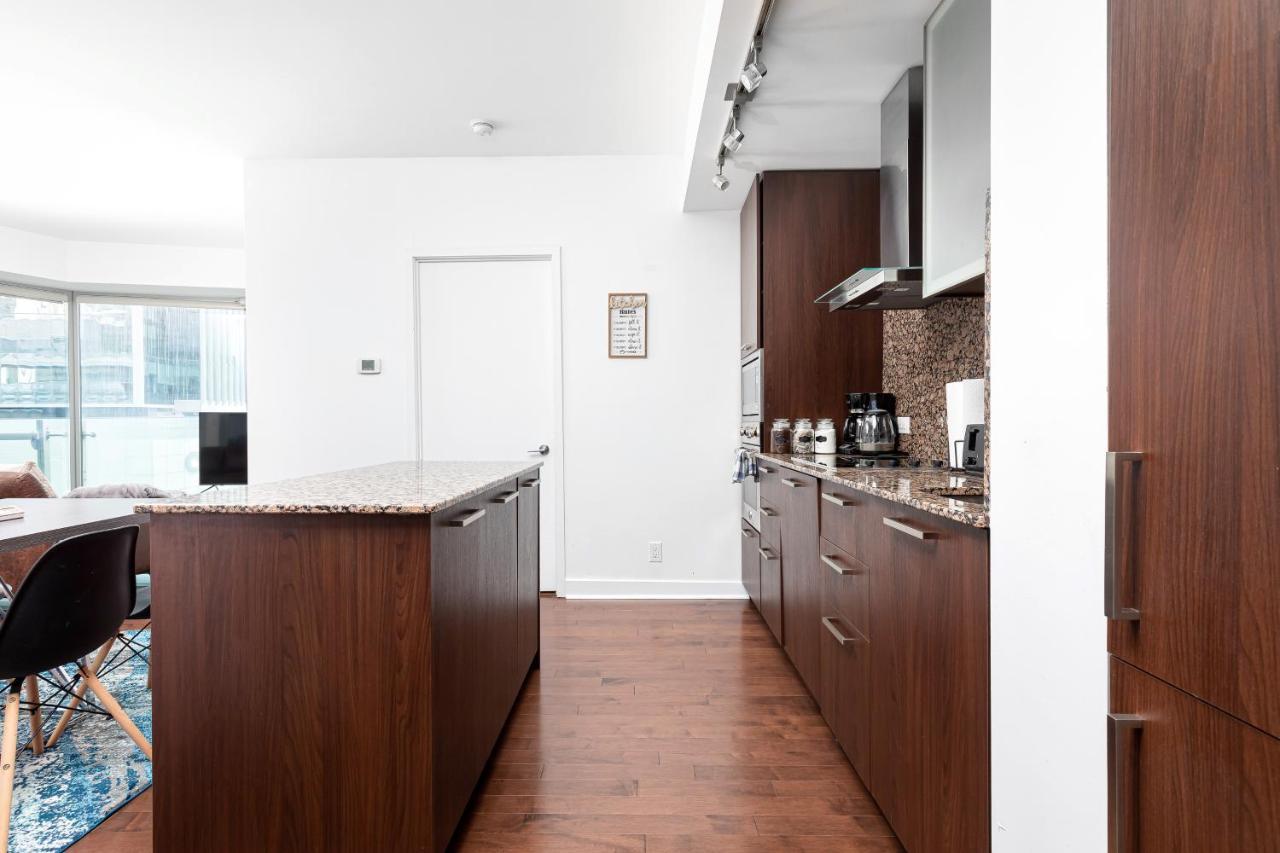 Downtown Toronto Condo Near Cn Tower, Mtcc, Rogers Center , Union Station Eksteriør bilde