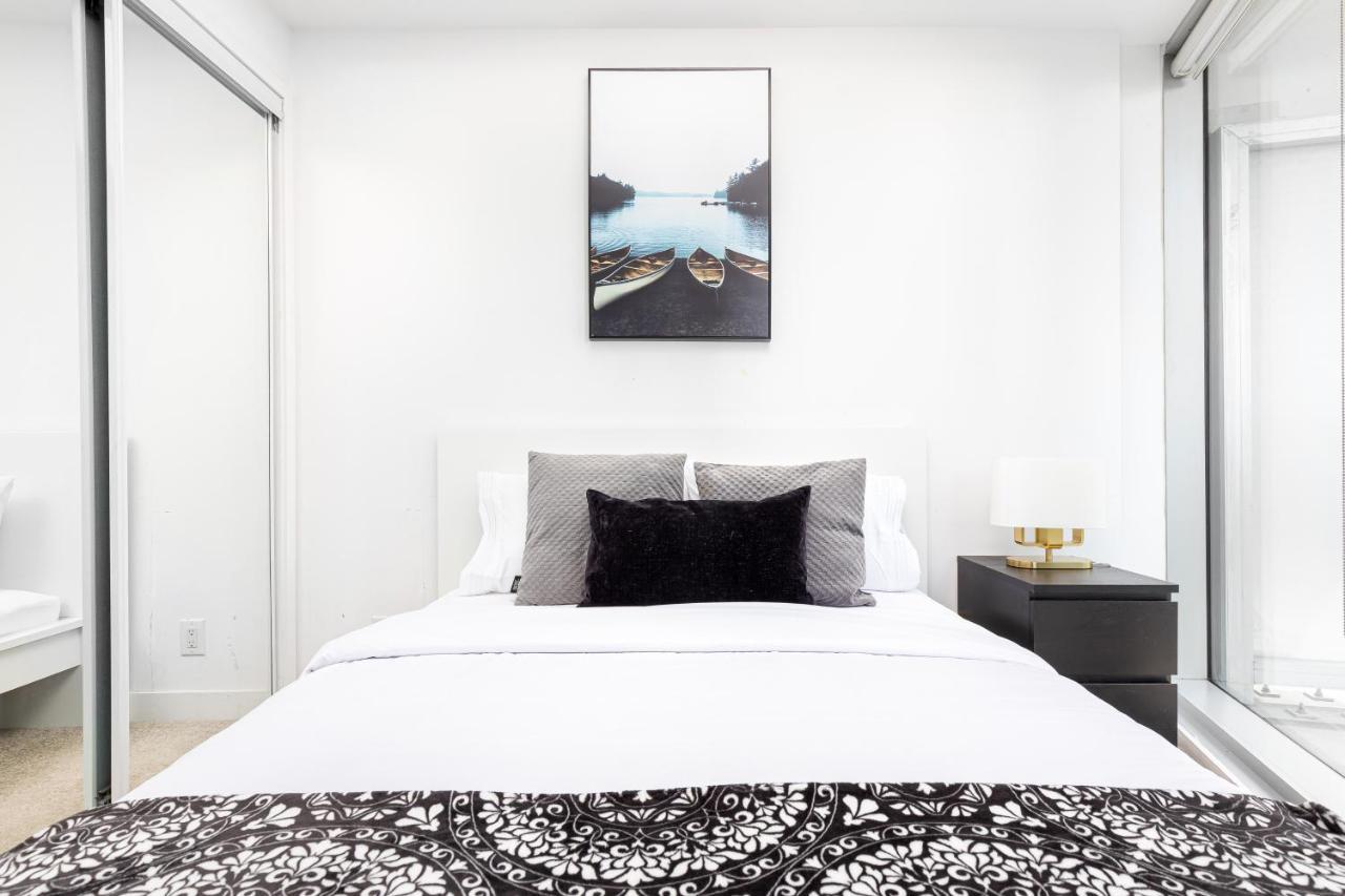 Downtown Toronto Condo Near Cn Tower, Mtcc, Rogers Center , Union Station Eksteriør bilde